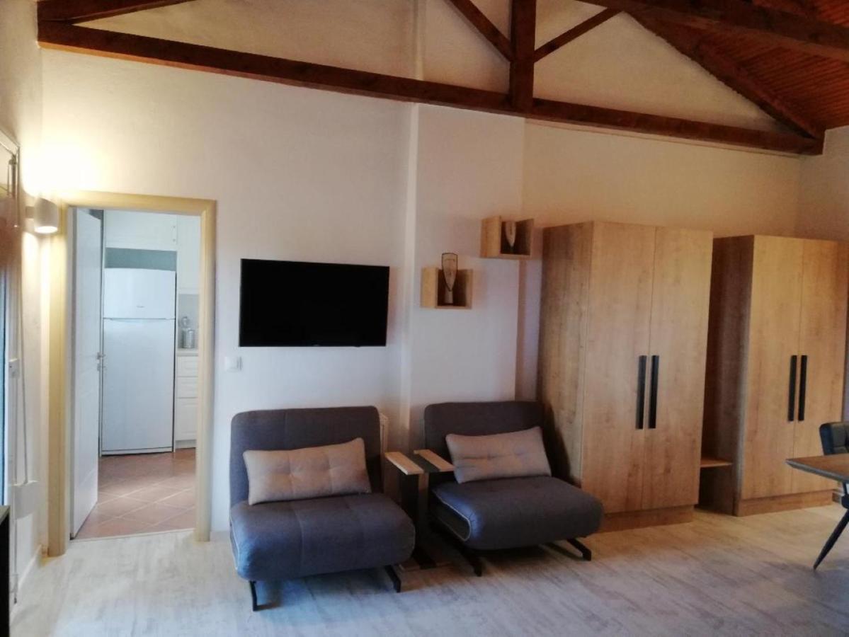 Olea Escape Villa In An Olive Estate Gythio Esterno foto